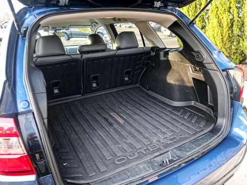 Used 2019 Subaru Outback 2.5i Premium image 30