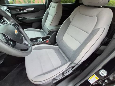Used 2025 Chevrolet TrailBlazer LT FWD image 27