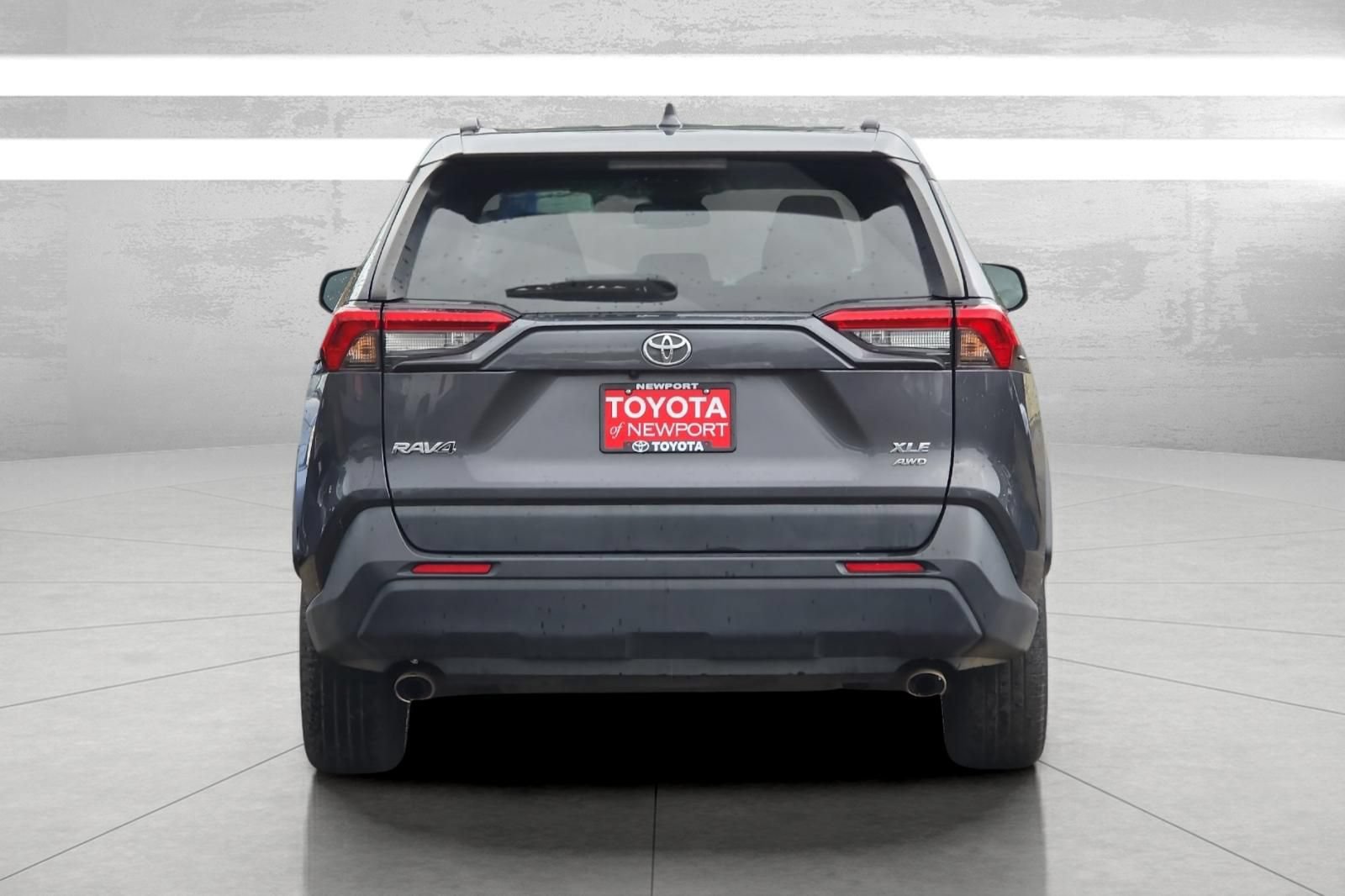 Used 2023 Toyota RAV4 XLE w/ Convenience Package AWD/4WD image 5