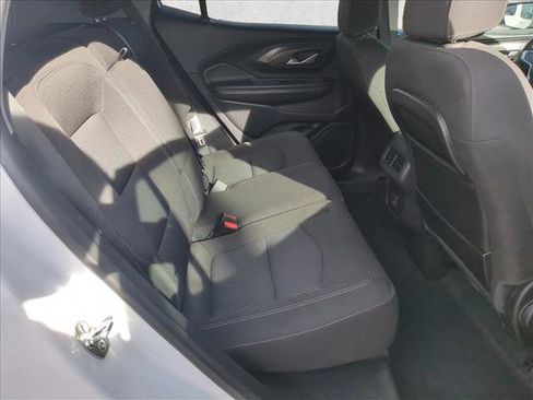 Used 2024 GMC Terrain SLE image 20