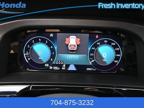 Used 2025 Volkswagen Atlas Cross Sport SE FWD image 26