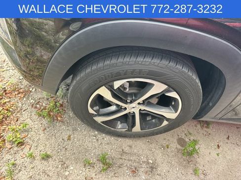 Used 2024 Chevrolet Trax RS w/ Driver Confidence Package FWD image 4