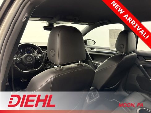 Used 2017 Volkswagen Golf R 4-Door image 15