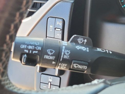 Used 2019 GMC Yukon XL Denali RWD image 26