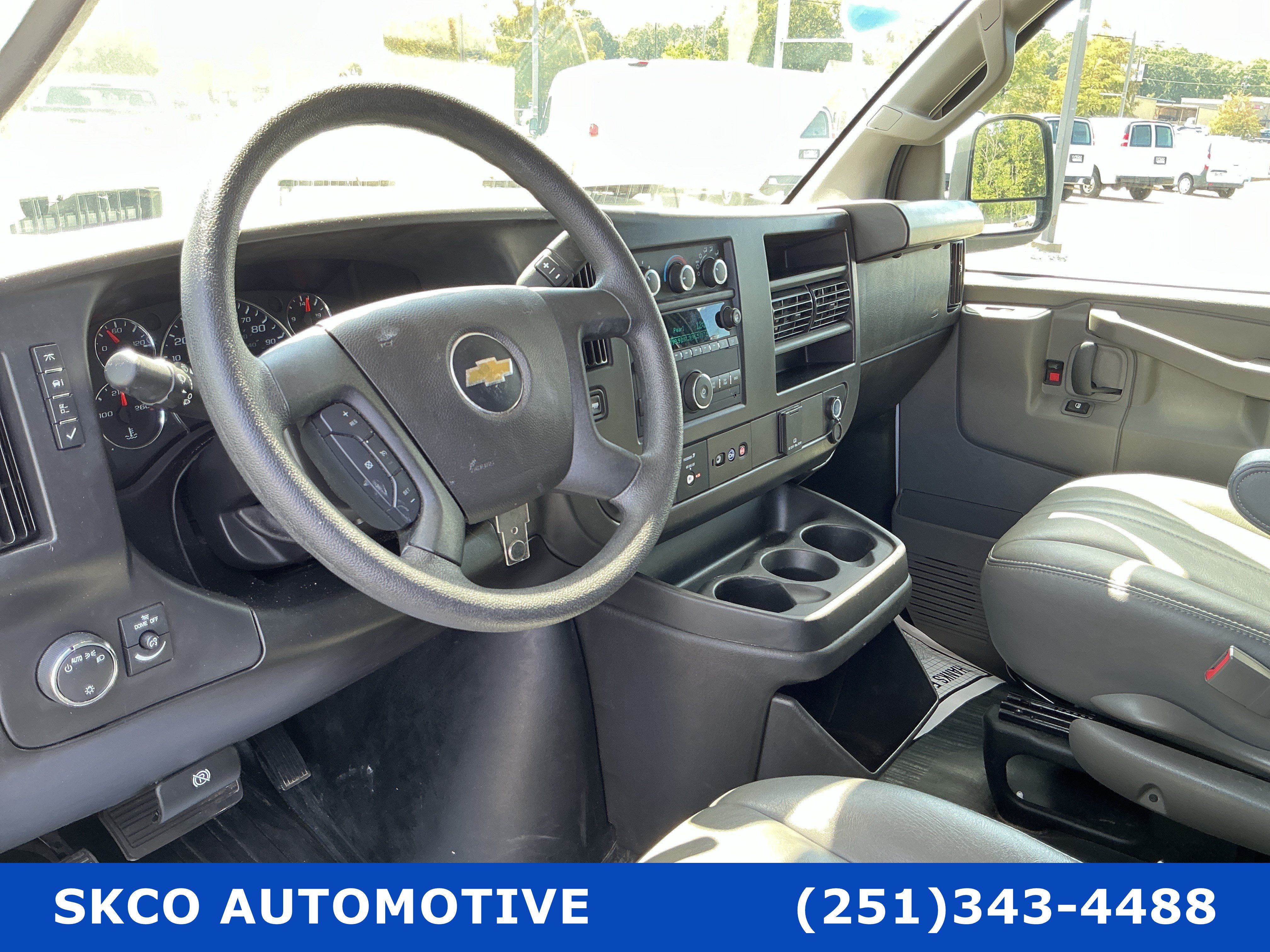 Used 2025 Chevrolet Express 2500 Extended w/ Driver Convenience Package RWD image 20