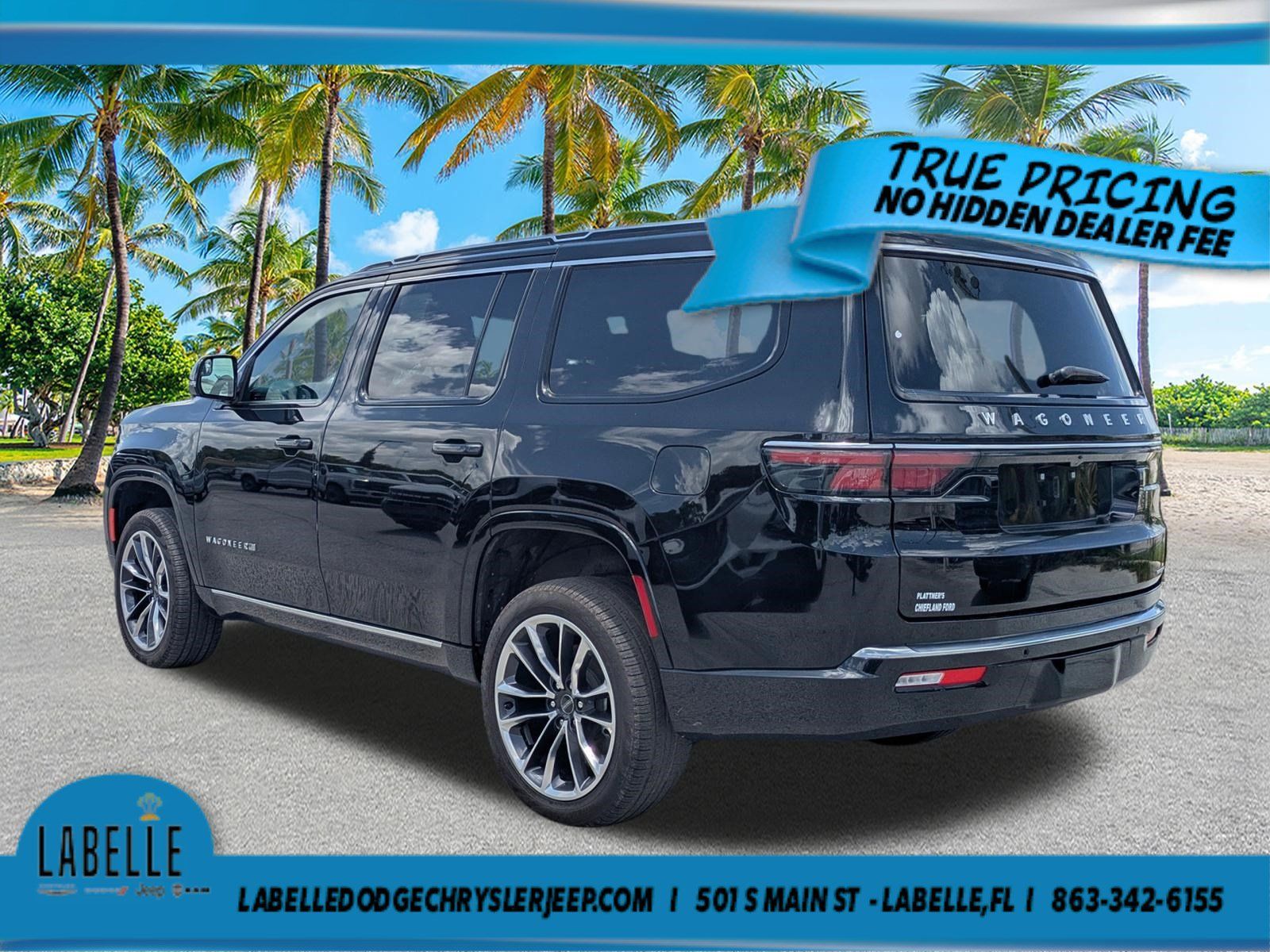 Used 2024 Jeep Wagoneer Series III w/ Premium Group I AWD/4WD image 6
