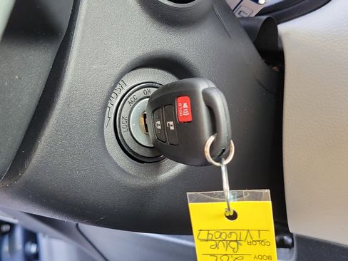 New 2026 Toyota Corolla Cross L image 28