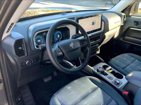 New 2025 Ford Bronco Sport Heritage w/ Convenience Package image 6