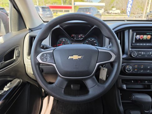 Used 2016 Chevrolet Colorado W/T w/ WT Convenience Package image 14