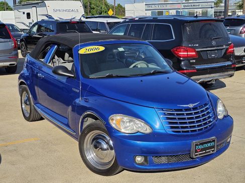 Used 2006 Chrysler PT Cruiser Touring w/ Boston Acoustics Audio Group FWD image 9