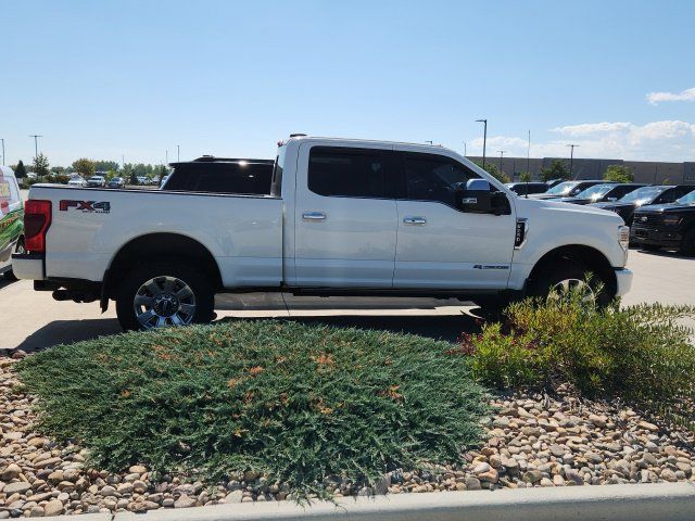 Used 2022 Ford F250 Platinum AWD/4WD image 2