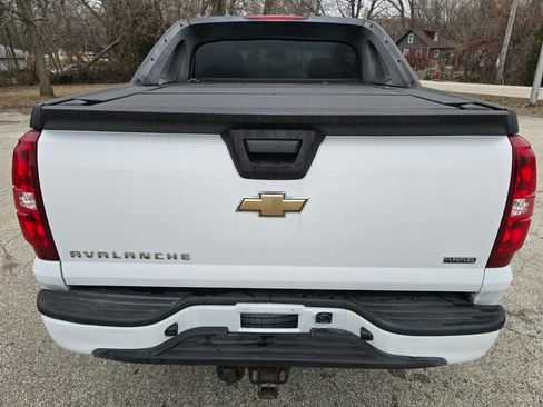 Used 2007 Chevrolet Avalanche LT w/ LT Preferred Equipment Group image 8
