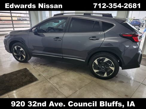 Used 2024 Subaru Crosstrek 2.5i Limited w/ Crosstrek Mirror Package image 5