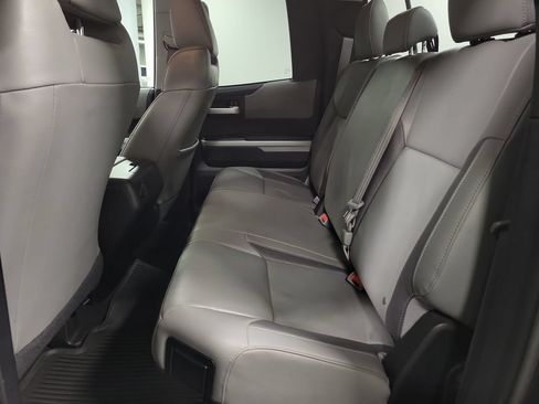Used 2018 Toyota Tundra Limited w/ Limited Premium Package AWD/4WD image 31