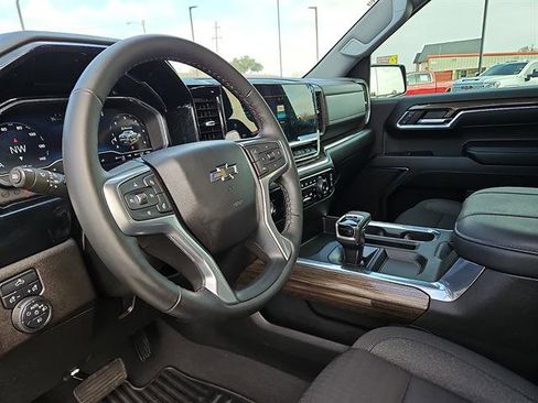 Used 2024 Chevrolet Silverado 1500 RST w/ Z71 Off-Road Package image 13