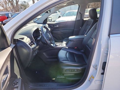 Used 2021 Chevrolet Equinox LT FWD image 9