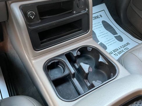 Used 2004 Chevrolet Tahoe LT w/ LT Preferred Equipment Group image 26