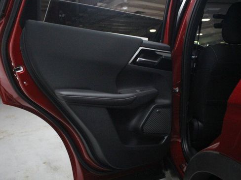 New 2026 Mitsubishi Outlander ES FWD image 23