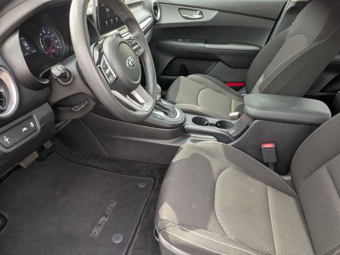 Used 2021 Kia Forte LXS FWD image 19