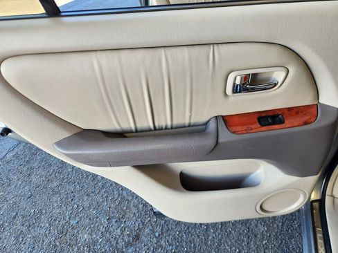 Used 2001 Lexus RX 300 4WD image 11