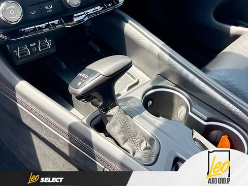 Used 2025 Dodge Durango GT AWD/4WD image 20
