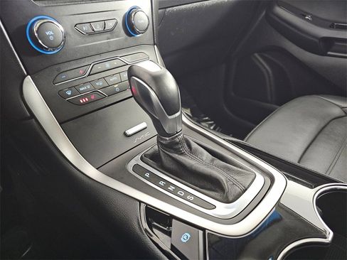 Used 2016 Ford Edge SEL w/ Equipment Group 201A image 32