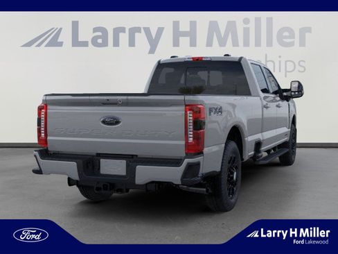 New 2026 Ford F350 Lariat w/ Black Appearance Package image 8