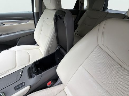Used 2019 Cadillac XT5 Luxury AWD/4WD image 26