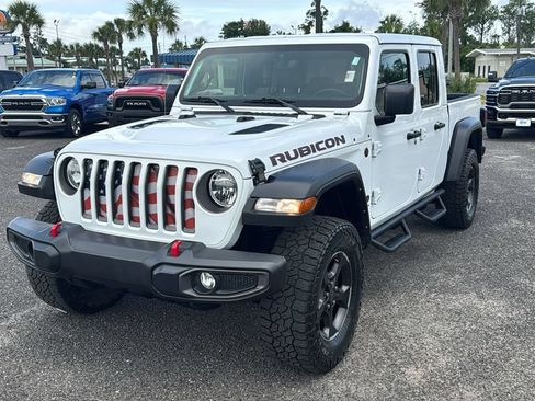 Used 2023 Jeep Gladiator Rubicon w/ Cold Weather Group AWD/4WD image 2