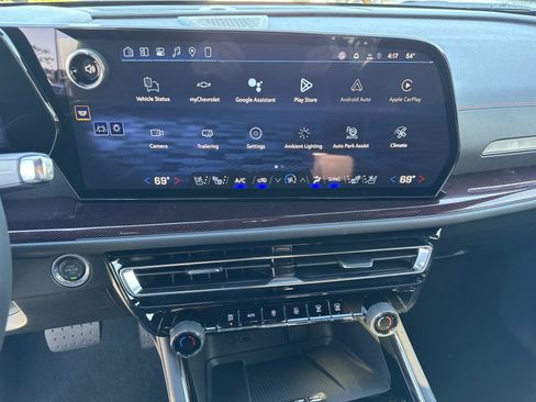 New 2026 Chevrolet Traverse RS image 23