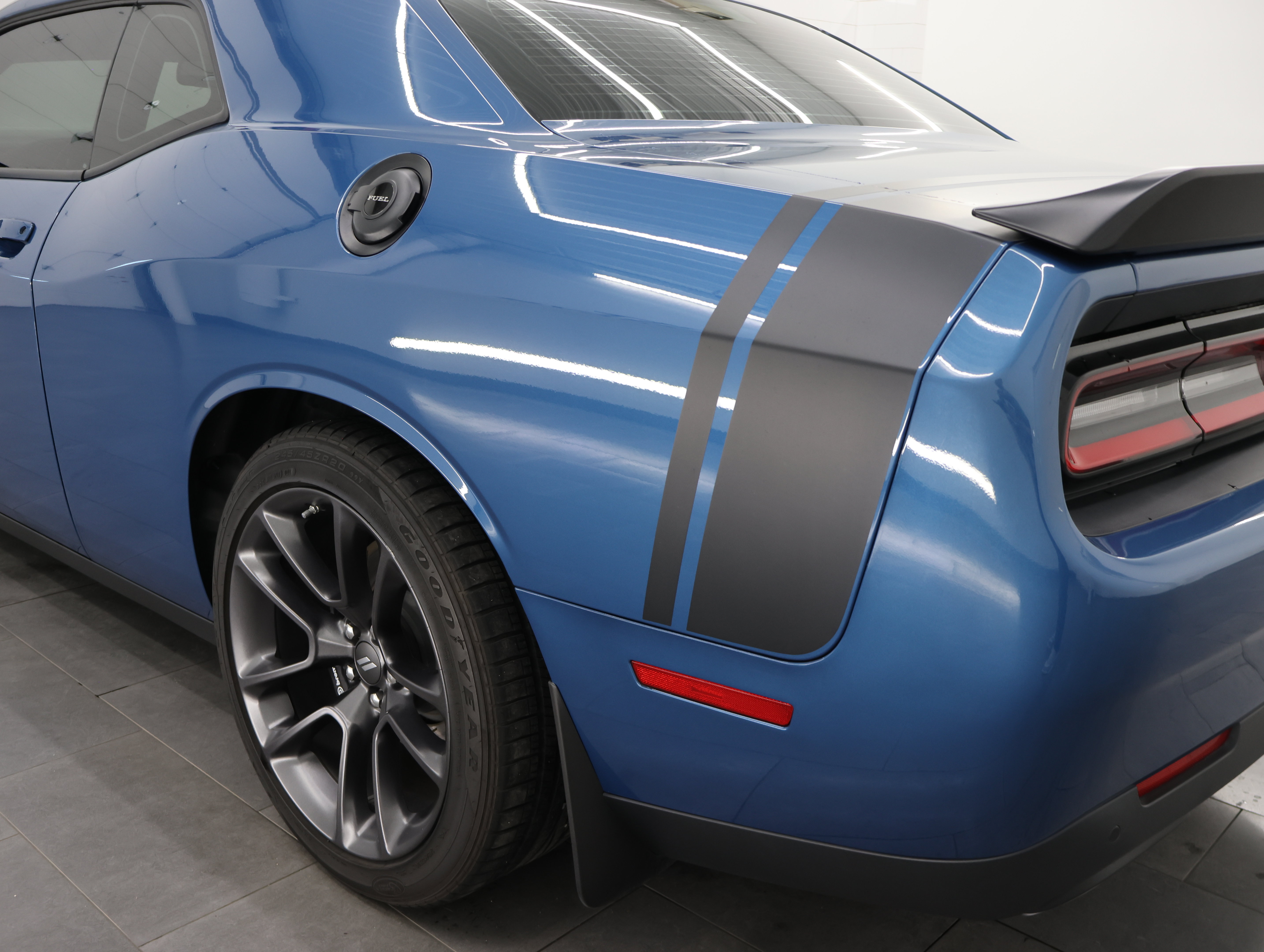 Used 2020 Dodge Challenger R/T Scat Pack w/ Shaker Package RWD image 31