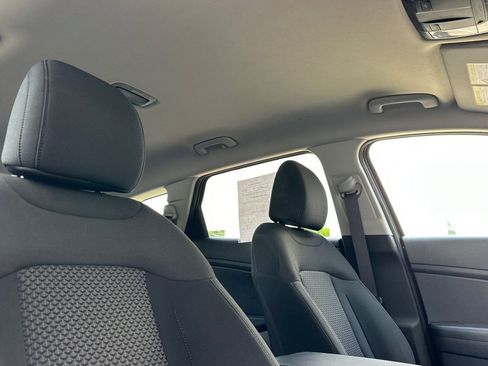 Certified 2025 Kia Sportage LX FWD image 19