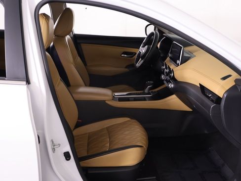 Used 2023 Nissan Sentra SV w/ SV Premium Package image 26