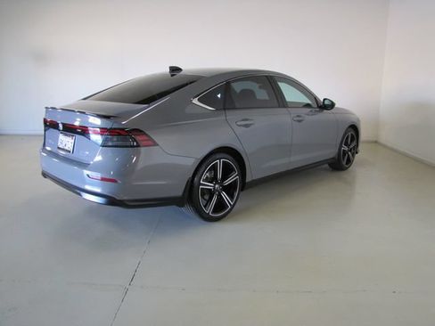 Used 2024 Honda Accord Sport image 24