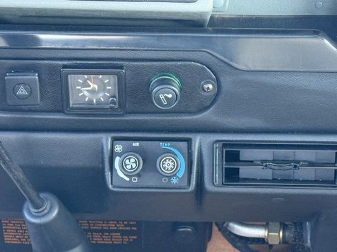 Used 1995 Land Rover Defender 90 image 44