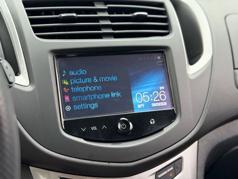 Used 2016 Chevrolet Trax LT AWD/4WD image 19