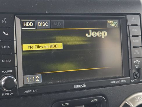 Used 2016 Jeep Wrangler Unlimited Rubicon AWD/4WD image 4