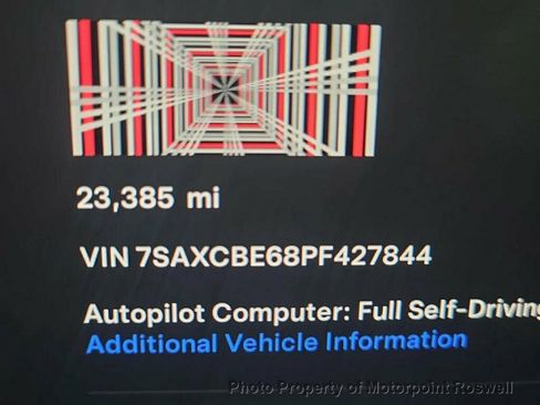 Used 2023 Tesla Model X Plaid image 3