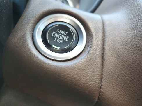 Used 2021 Chevrolet Suburban High Country w/ Premium Package image 16