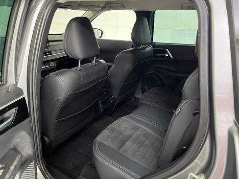 Used 2023 Mitsubishi Outlander SE FWD image 24