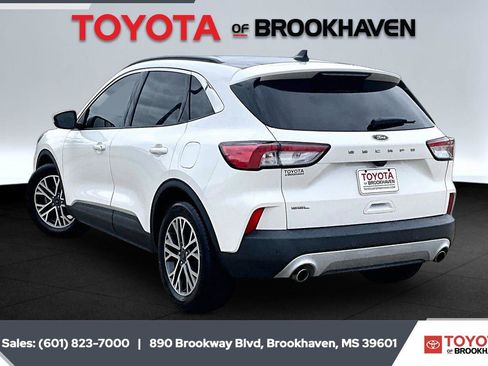 Used 2022 Ford Escape SEL FWD image 2