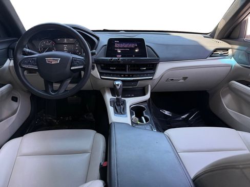 Used 2024 Cadillac CT4 Luxury RWD image 10