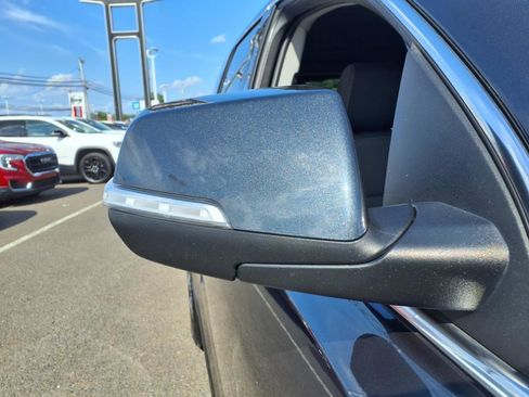 Used 2020 GMC Acadia SLE w/ Driver Convenience Package image 11