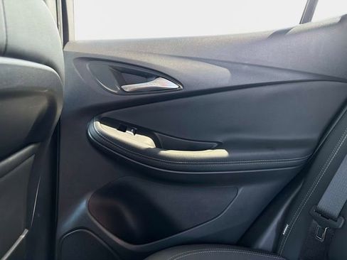 Used 2023 Buick Encore GX Select w/ Sport Touring Package FWD image 14