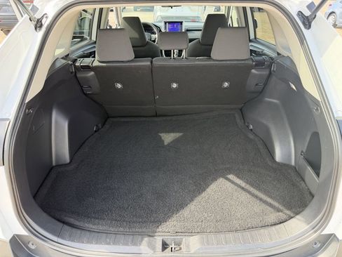 Used 2024 Toyota RAV4 XLE FWD image 29