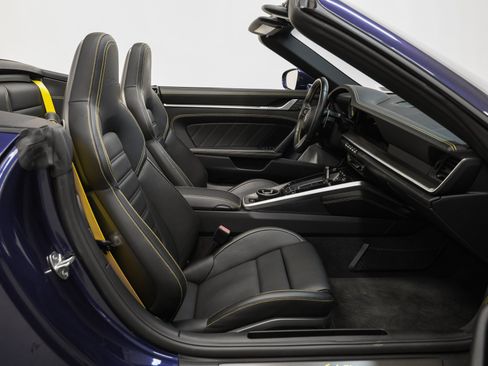 Used 2023 Porsche 911 Turbo S image 33