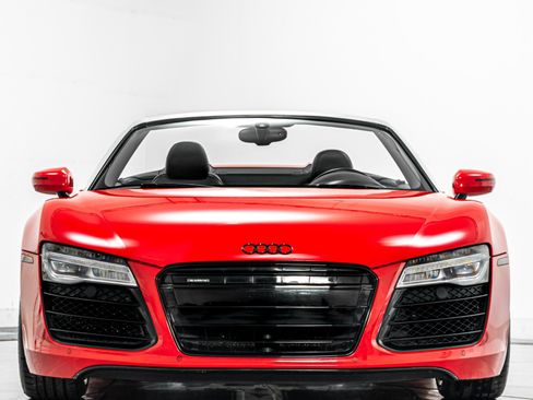 Used 2014 Audi R8 V10 image 4