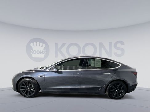 Used 2018 Tesla Model 3 Long Range image 2