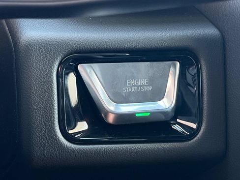 New 2026 GMC Yukon XL AT4 AWD/4WD image 26