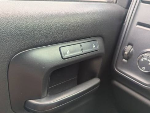 Used 2017 Chevrolet Silverado 2500 W/T image 27